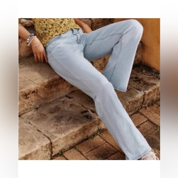 J.Jill Denim High Rise Full Leg Light Blue Women's Stretch Jeans size 10 - Picture 2 of 11